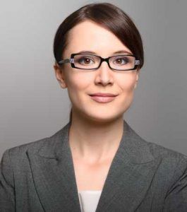 Due Diligence für den Unternehmensankauf 2 Während einer Due Diligence wird in der Regel auch die Geschäftsleitung geprüft