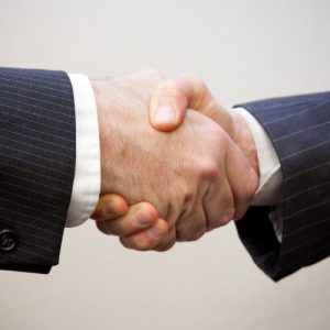 Was Sie vor (!) einem Unternehmensverkauf beachten sollten 3 CC Flazingo Photos Flickr Handshake 500